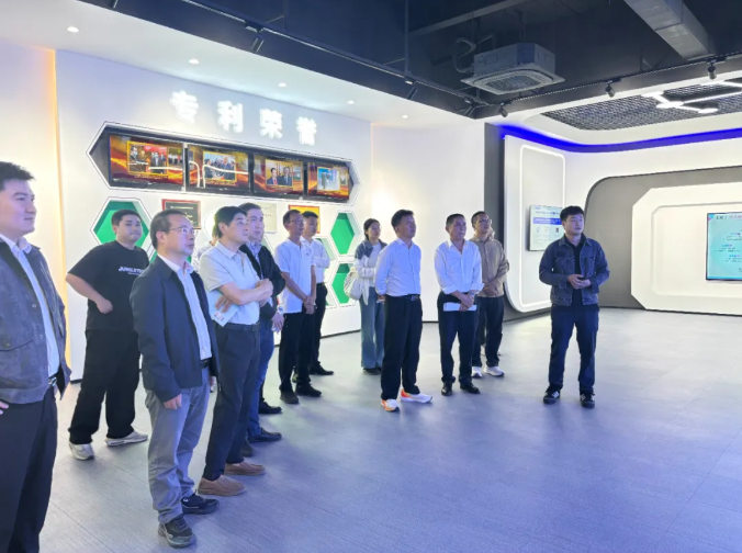 1765274961226364.png 1.png